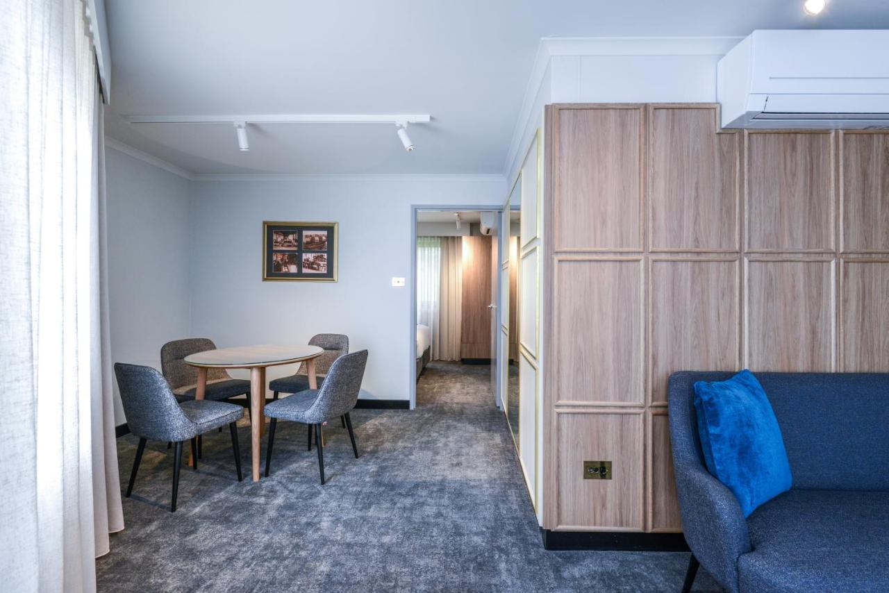 فندق باورهاوس تاموورث باي ريدجيز تامفورث المظهر الخارجي الصورة A suite at the hotel